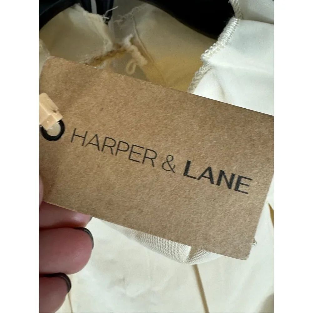 Nwt Harper & Lane Womens Cream Blouse Size Small — image 3 of 4